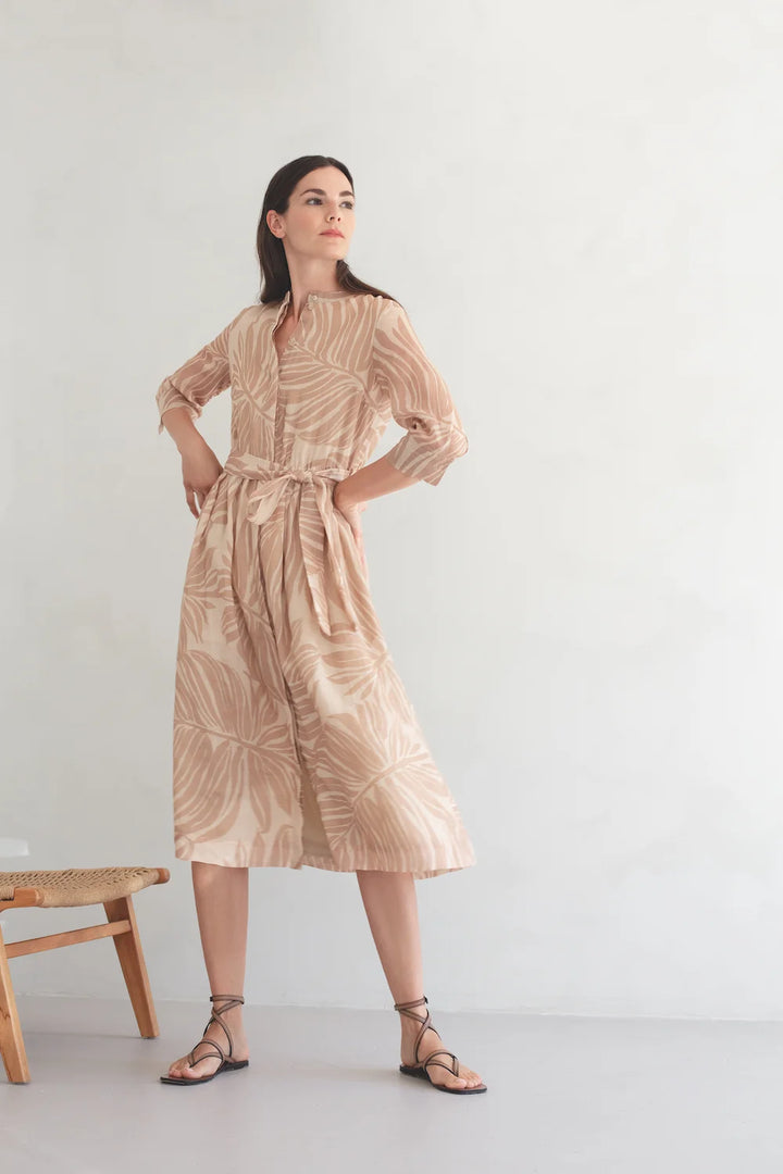Langes Kleid mit Rundhalsausschnitt und Print
