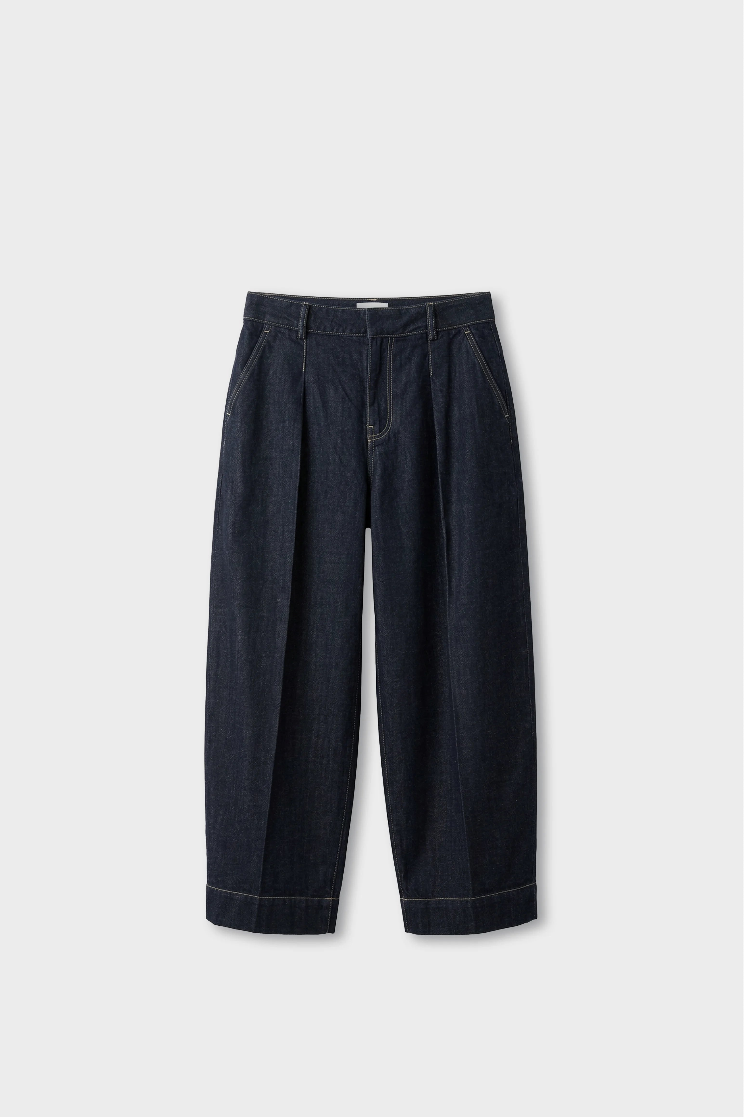 O-Shaped Pleated Pants front 
