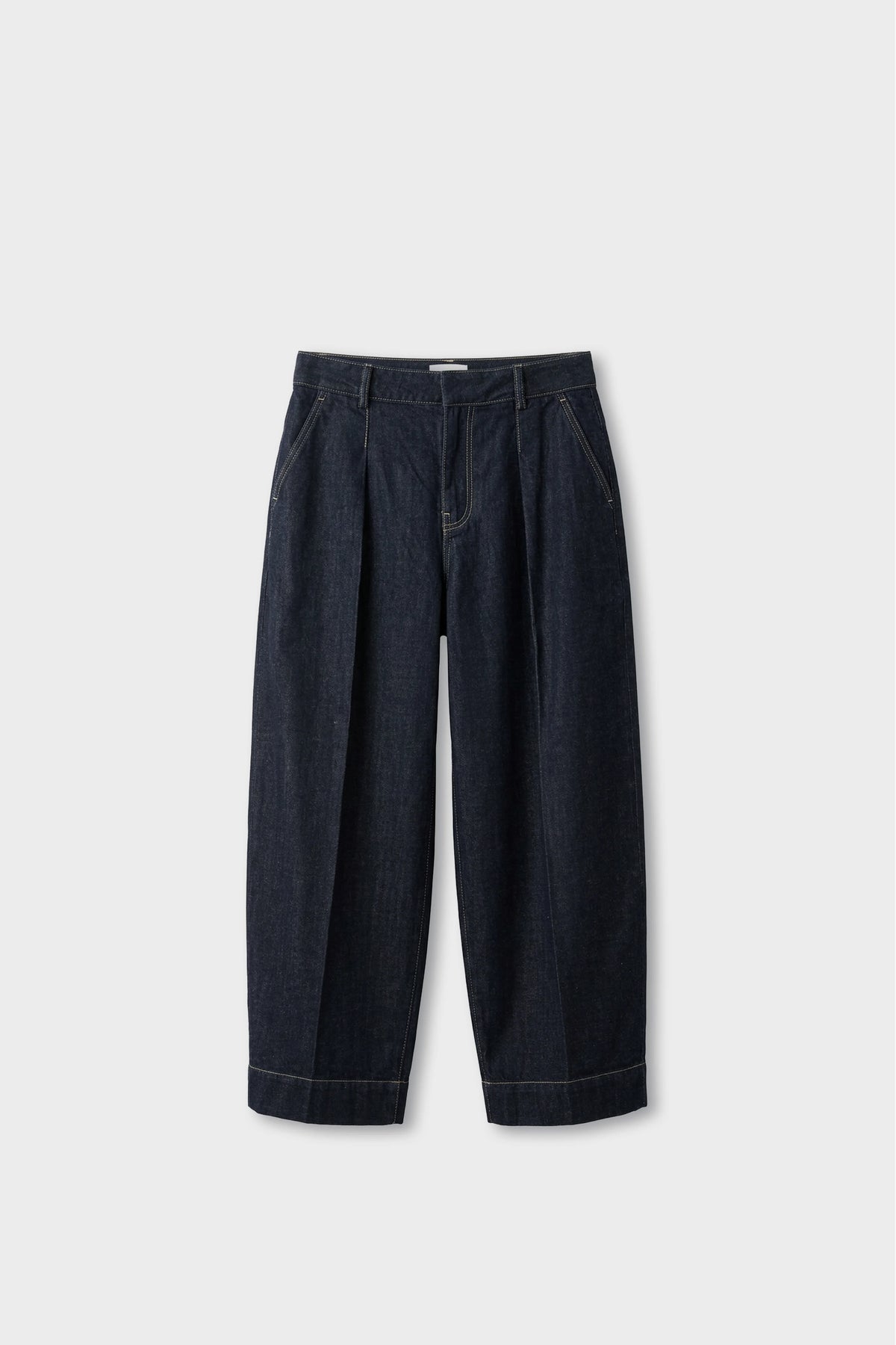 O-Shaped Pleated Pants front 