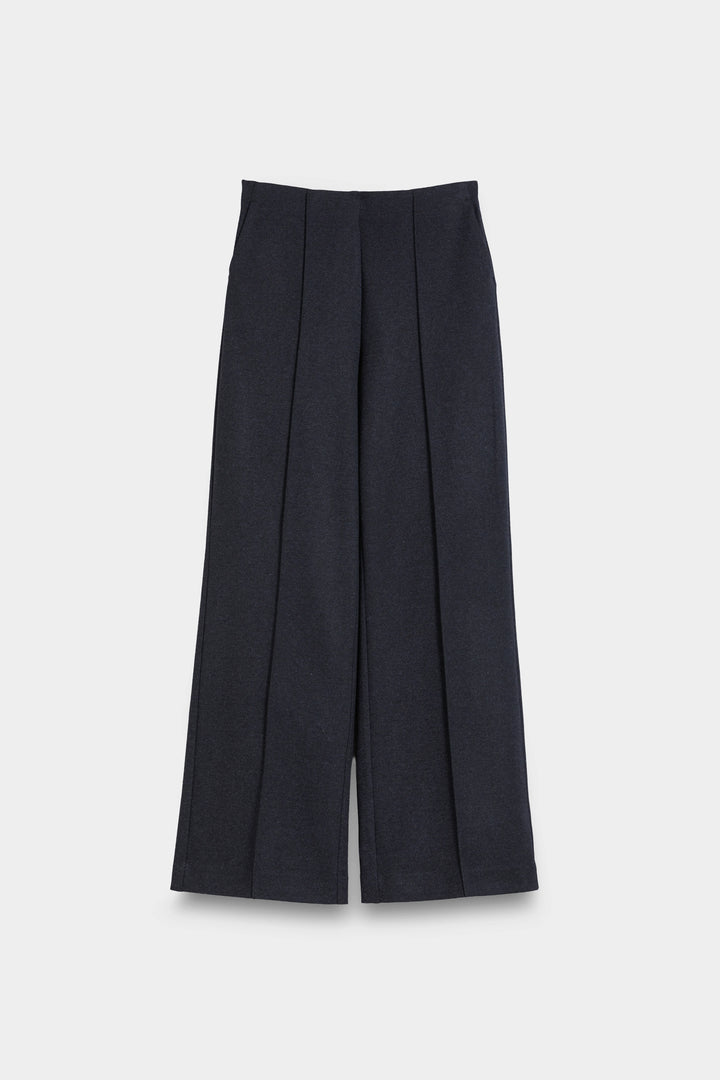 Pants with Pintuck