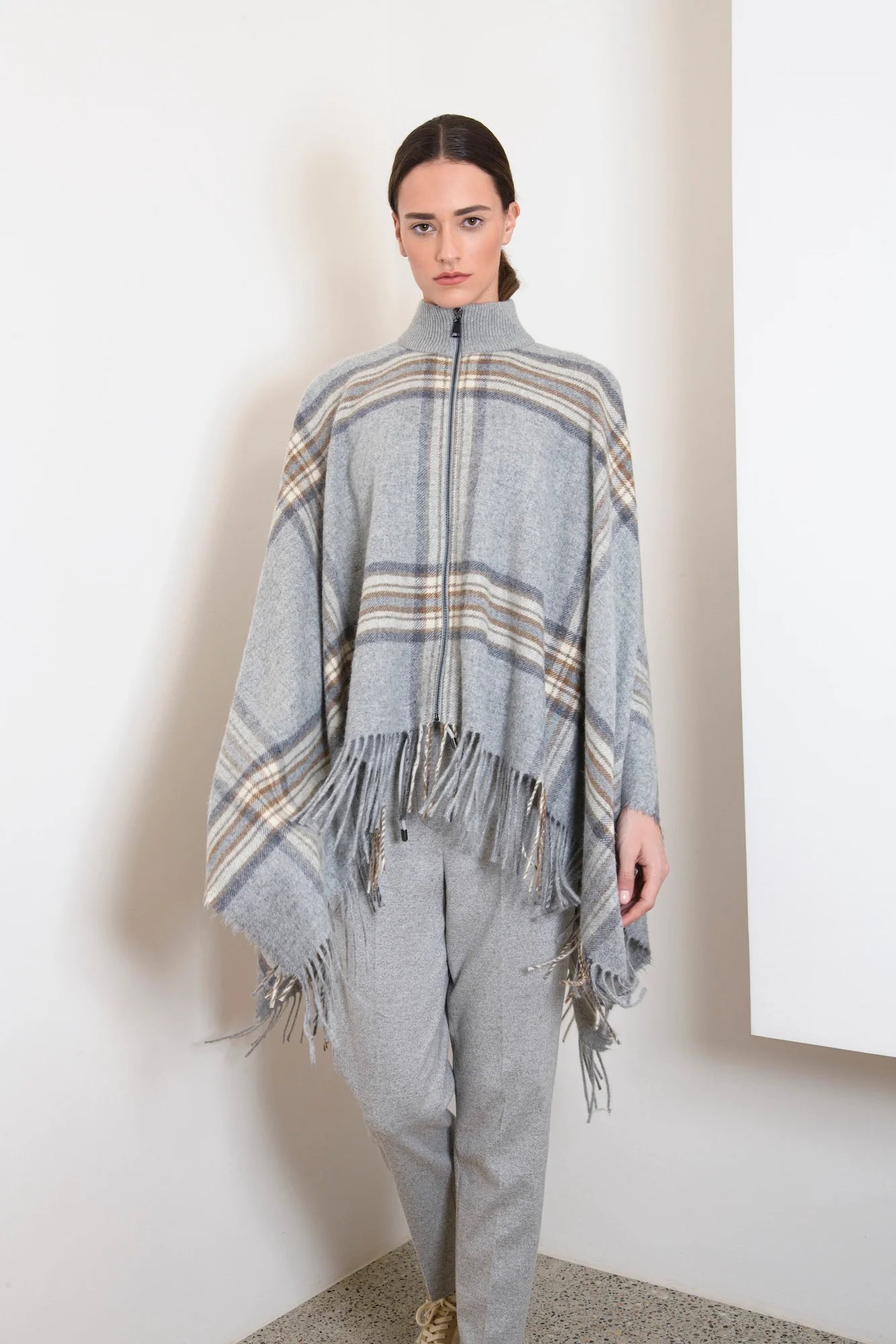 Turtle Neck Cape - SPOON