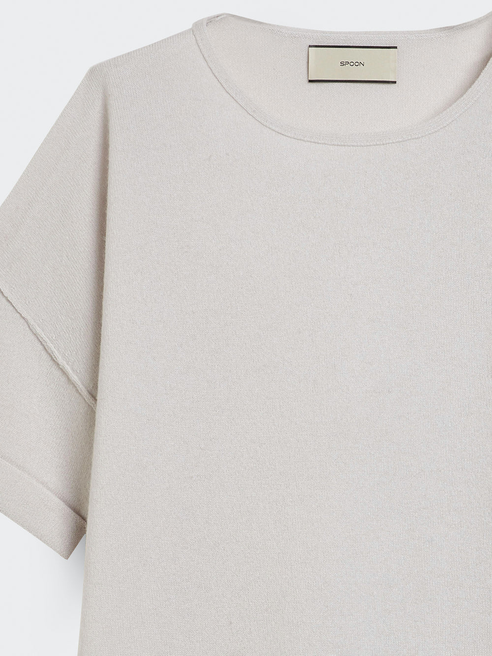 cashmere t-shirt with turned up sleeves cloud detail