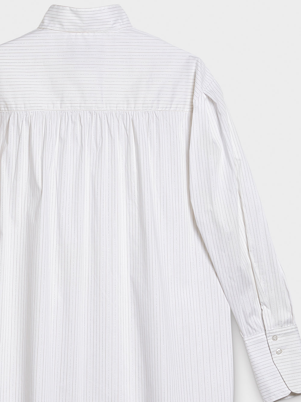 sleeve pleats stripe blouse back detail