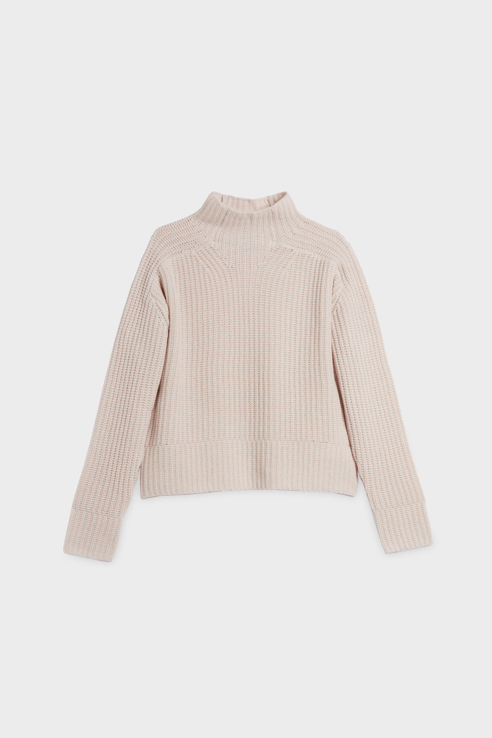 turtle neck chunky cashmere sweater front