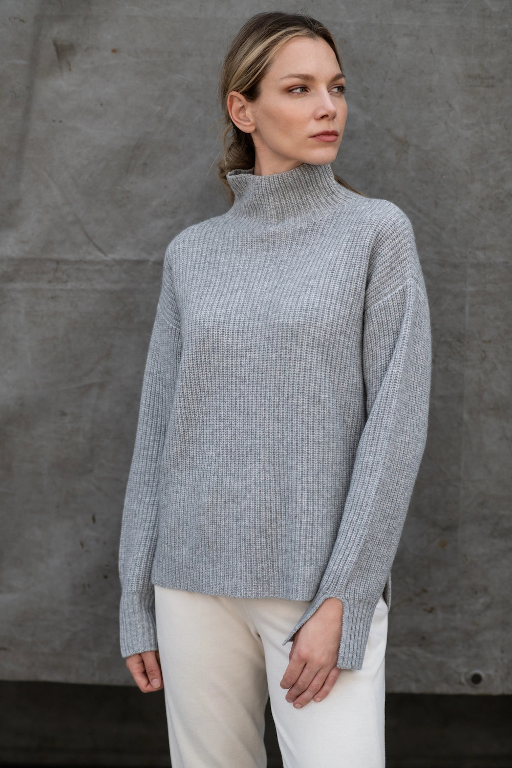 turtle neck chunky wool cashmere sweater grey main